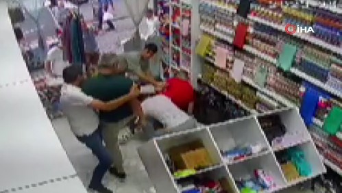Fatih te dükkanı basıp çalışanı darp ettiler