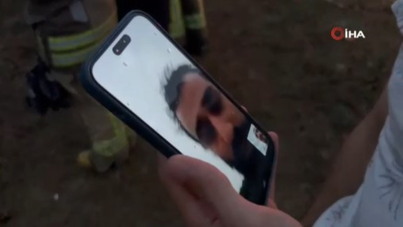 Arnavutköyde çatıda mahsur kalan işçi kardeşiyle görüntülü konuştu Çok üşüyorum