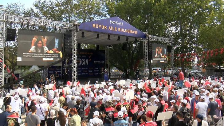 Fatihte 2nci kez LGBTİ karşıtı Büyük Aile Buluşması gerçekleşti