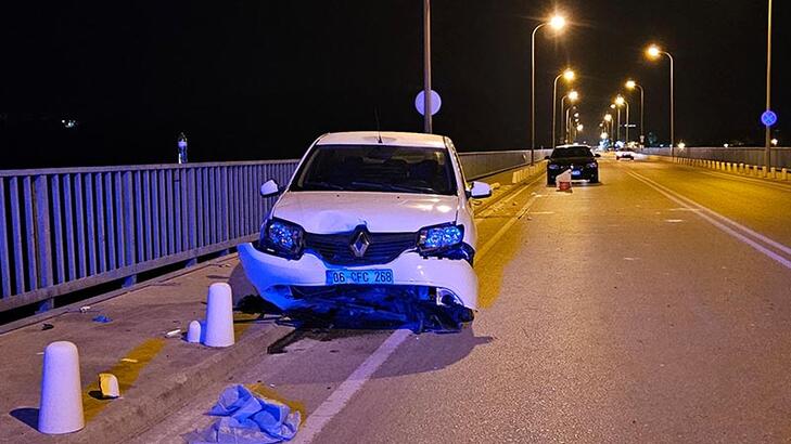 Alkollü sürücünün kullandığı otomobil köprüde balık tutanlara çarptı 3 yaralı